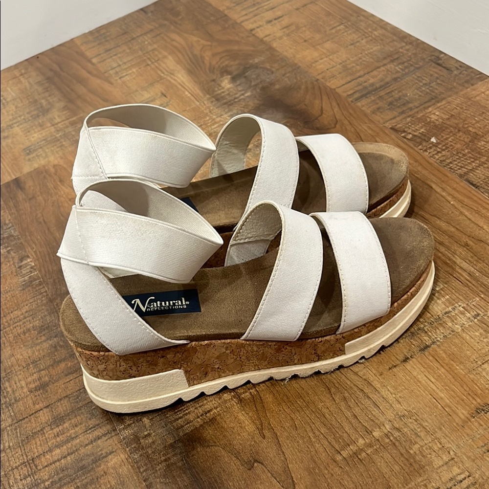 Naturalizer White and Brown Sandals with Platform Sole
